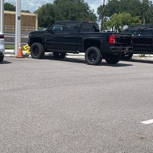 Meet your Posher, Sonia